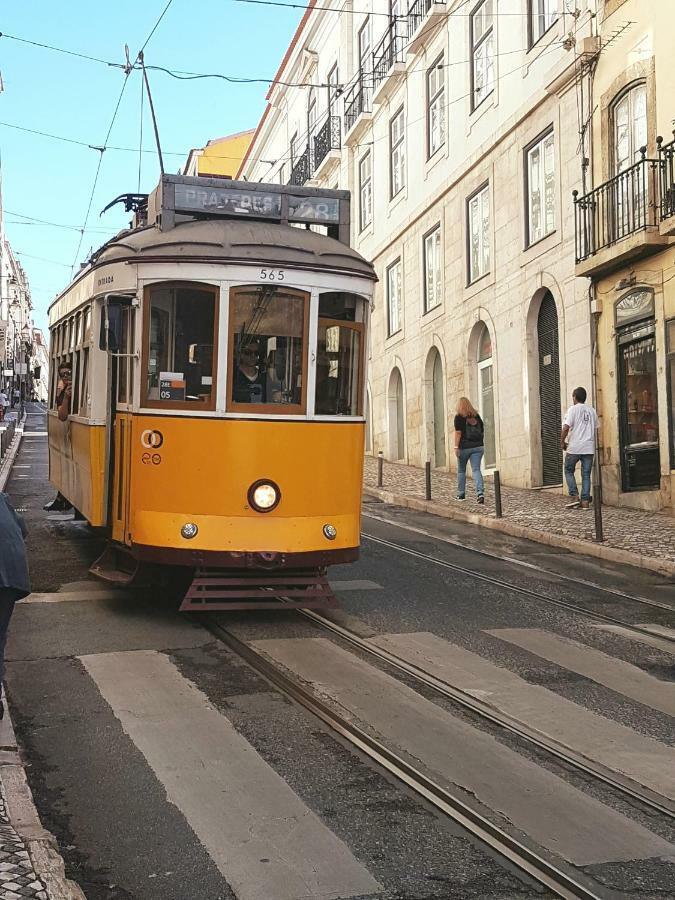 Perfectly Located Apartment In Santa Catarina - Bairro Alto Lisboa Eksteriør bilde